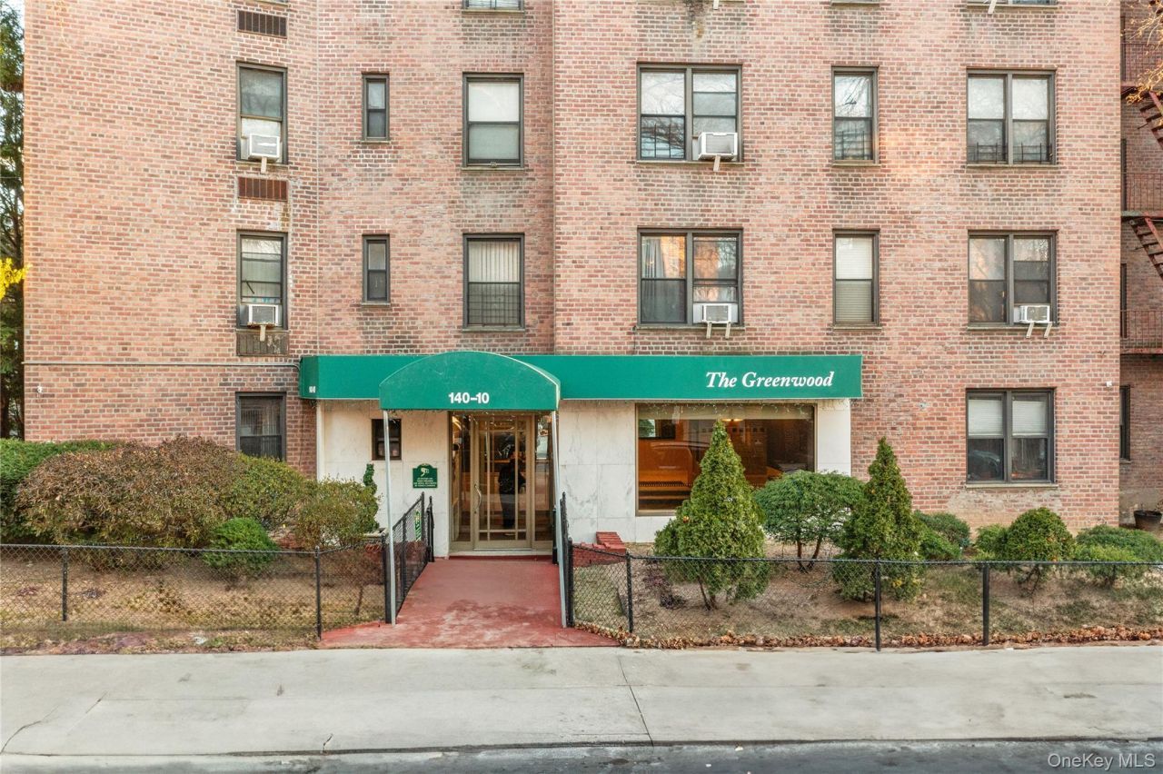 140-10 84th Drive, Unit 1B, Briarwood, NY 11435 Main Photo