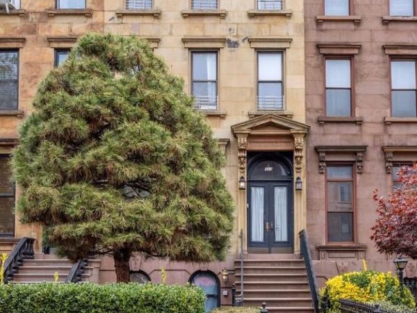 323 PRESIDENT Street, Brooklyn, NY 11231