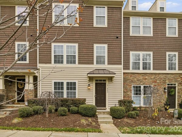 19105 Chandlers Landing Drive, Cornelius, NC 28031