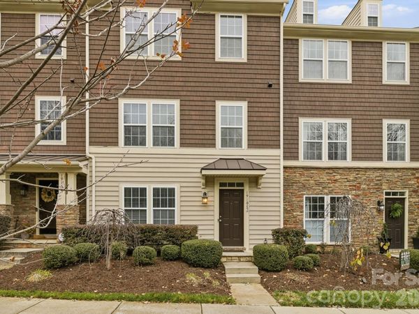 19105 Chandlers Landing Drive, Cornelius, NC 28031