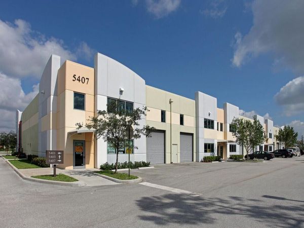 5401 N Haverhill Road N, Unit 102, West Palm Beach, FL 33407