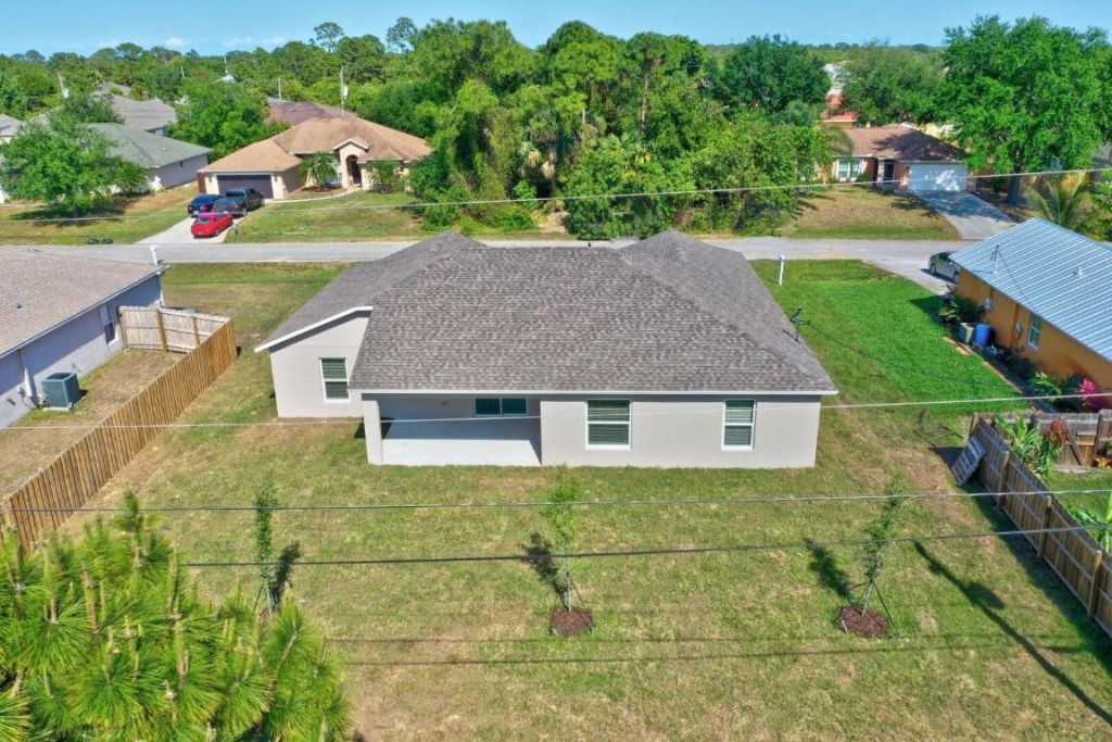 5737 NW Jigsaw Lane, Port Saint Lucie, FL 34986 Photo