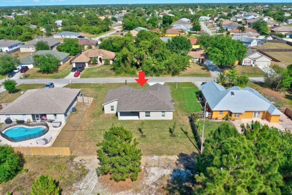 5737 NW Jigsaw Lane, Port Saint Lucie, FL 34986 Photo