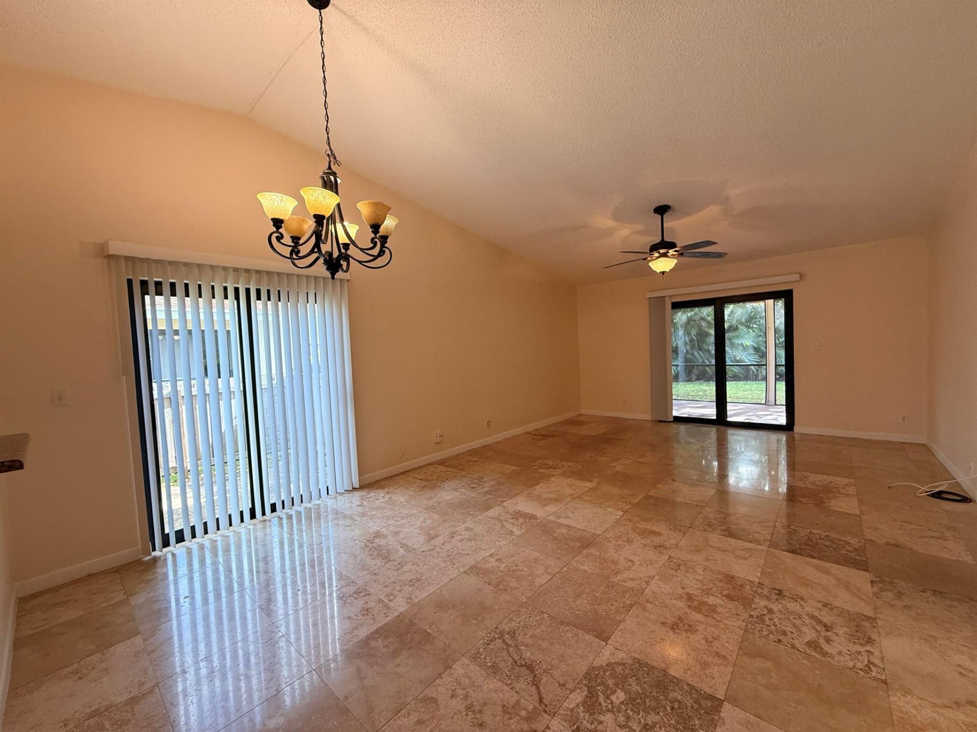 450 NE 42nd Street, Boca Raton, FL 33431 Photo