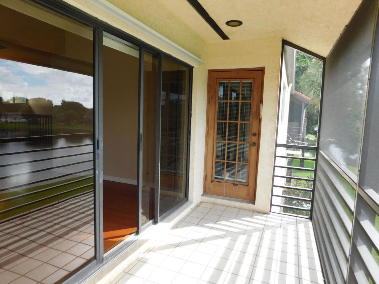 21 Via De Casas Sur, Unit 202, Boynton Beach, FL 33426 Photo
