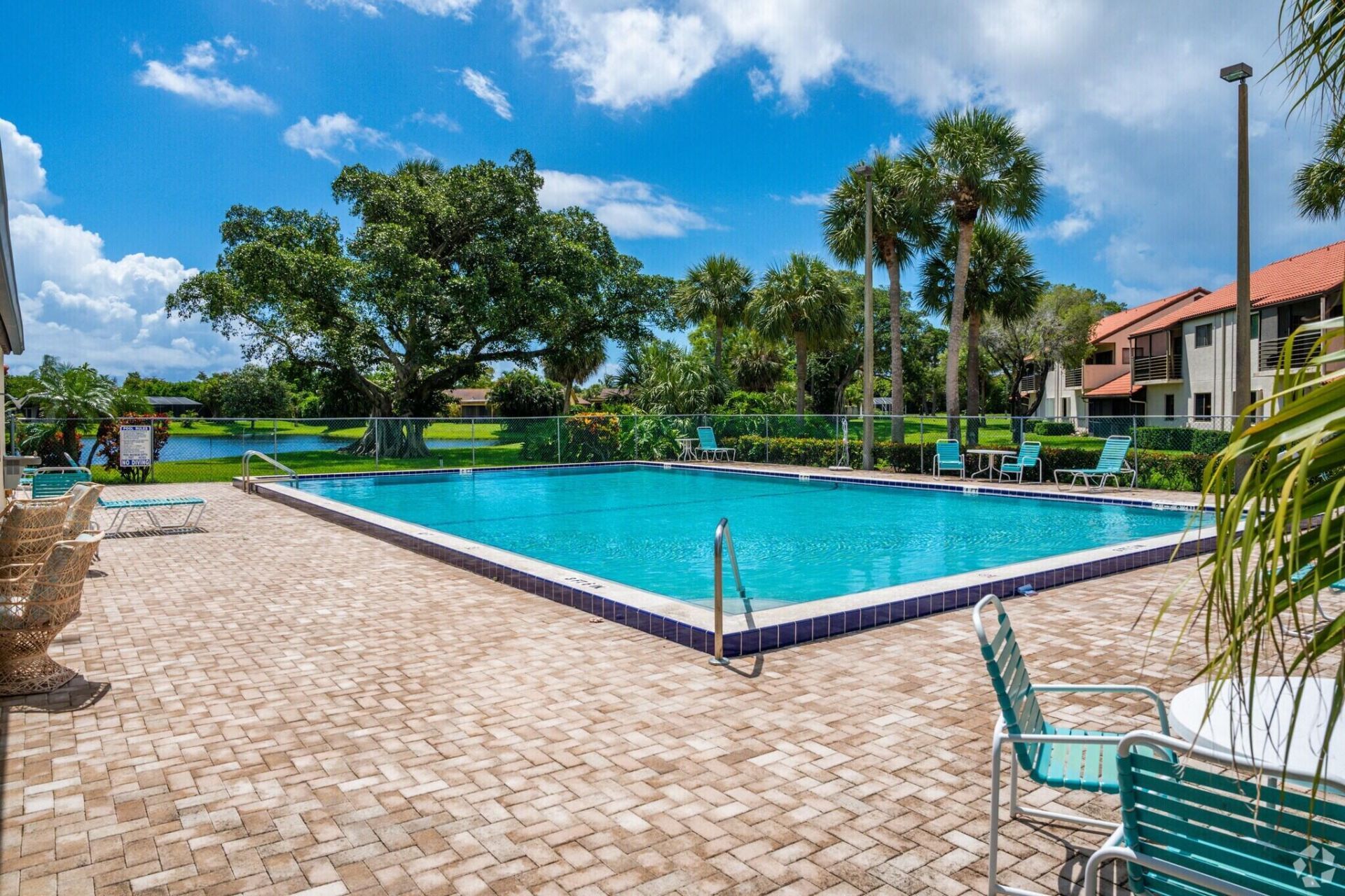 21 Via De Casas Sur, Unit 202, Boynton Beach, FL 33426 Photo