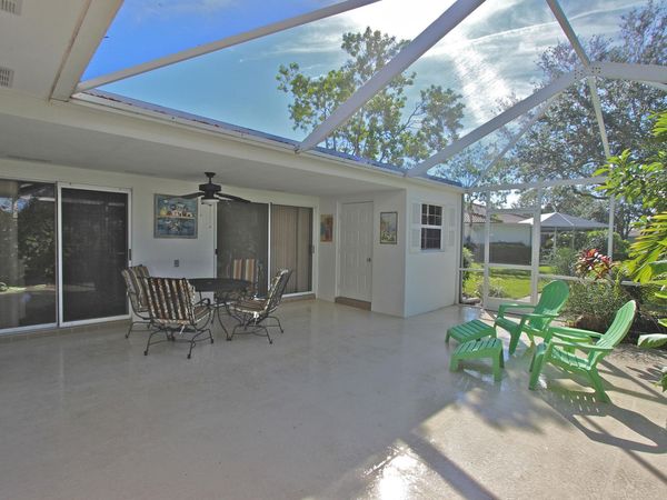10201 Chapman Oak Court, Palm Beach Gardens, FL 33410