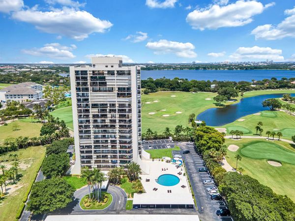 2000 Presidential Way, Unit 1006, West Palm Beach, FL 33401