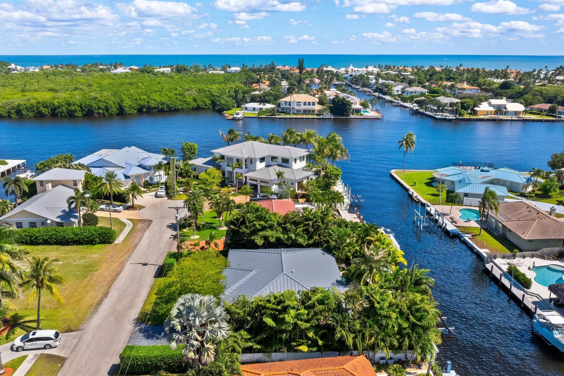 940 Greenbriar Drive, Boynton Beach, FL 33435 Photo