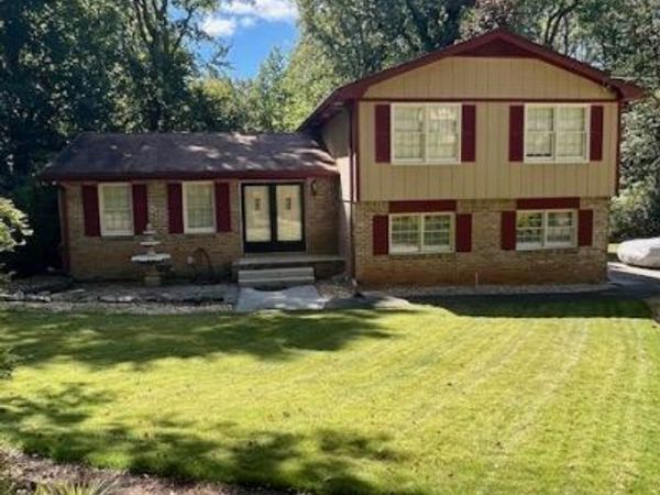 725 Navarre Drive, Stone Mountain, GA 30087