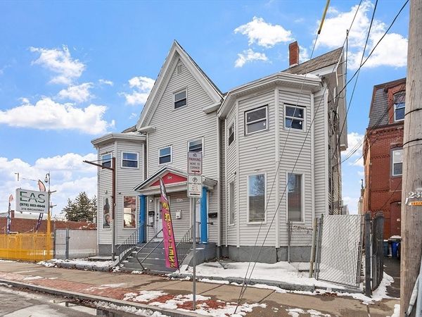 324-326 Broadway, Lawrence, MA 01841