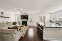 303 Knawl Road photo 4