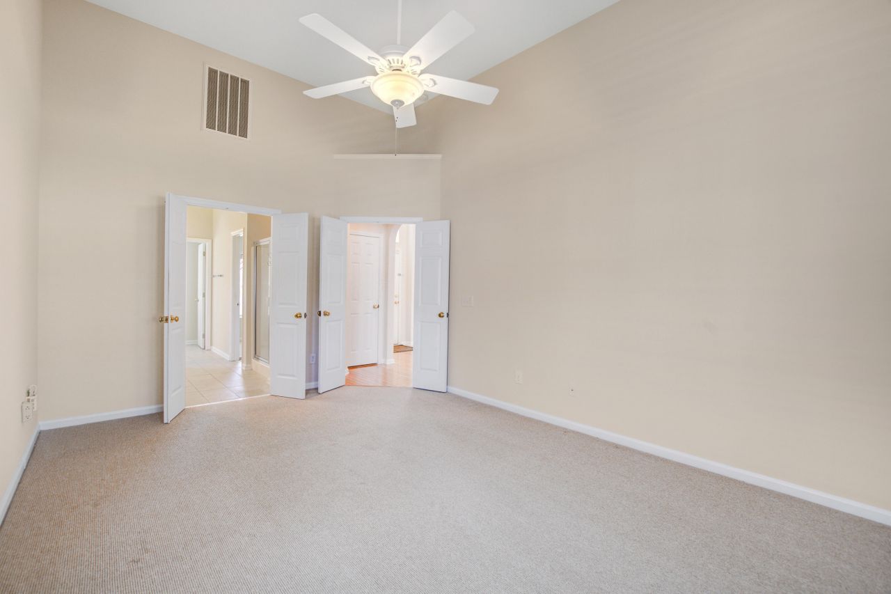 100 Cottage Path Lane Photo 11