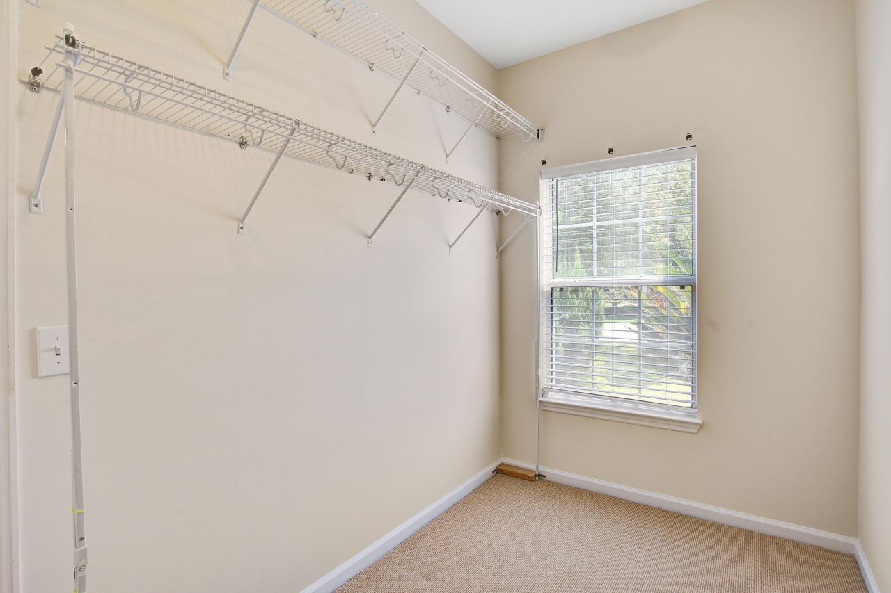 100 Cottage Path Lane Photo 14