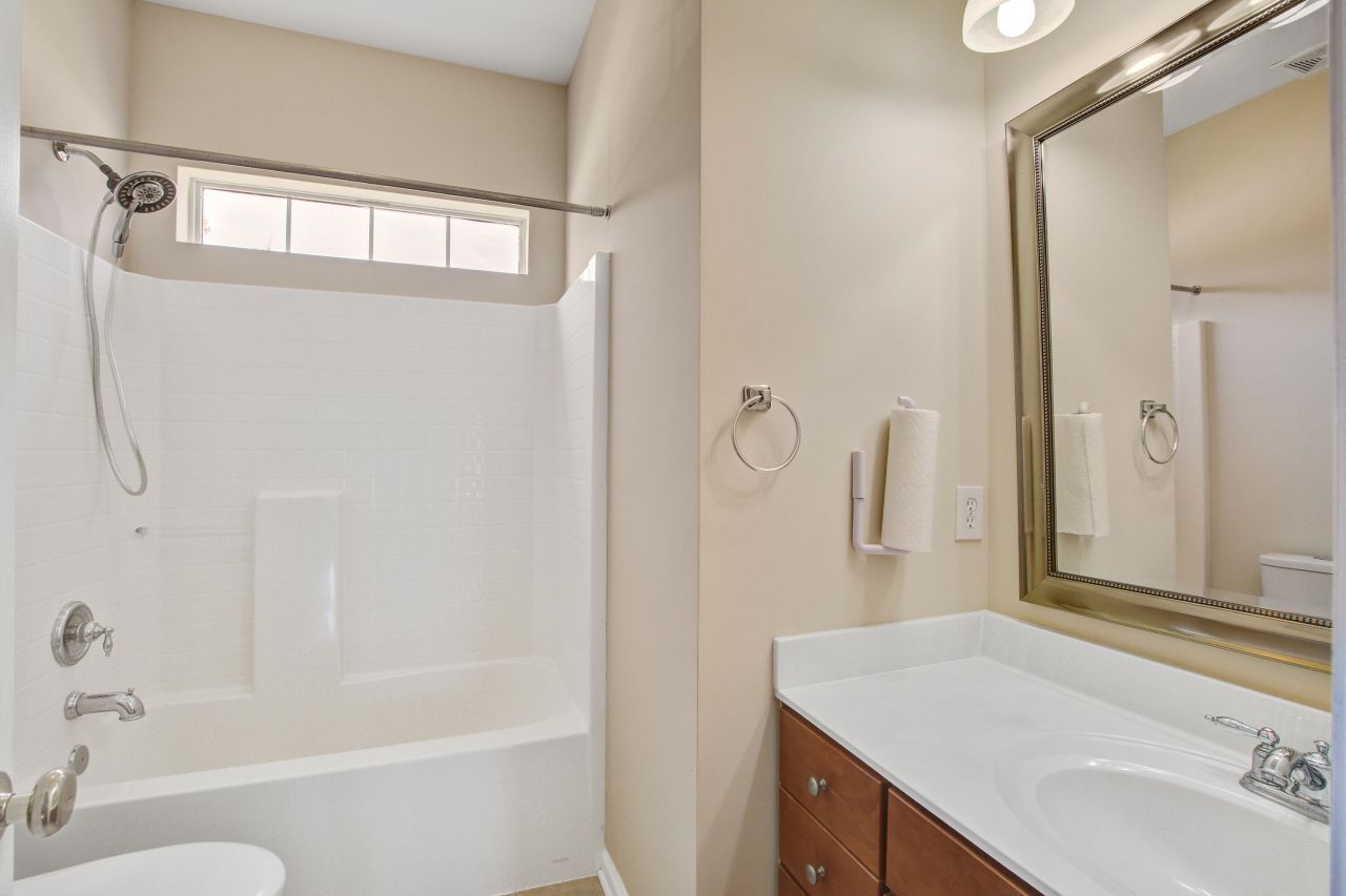 100 Cottage Path Lane Photo 26