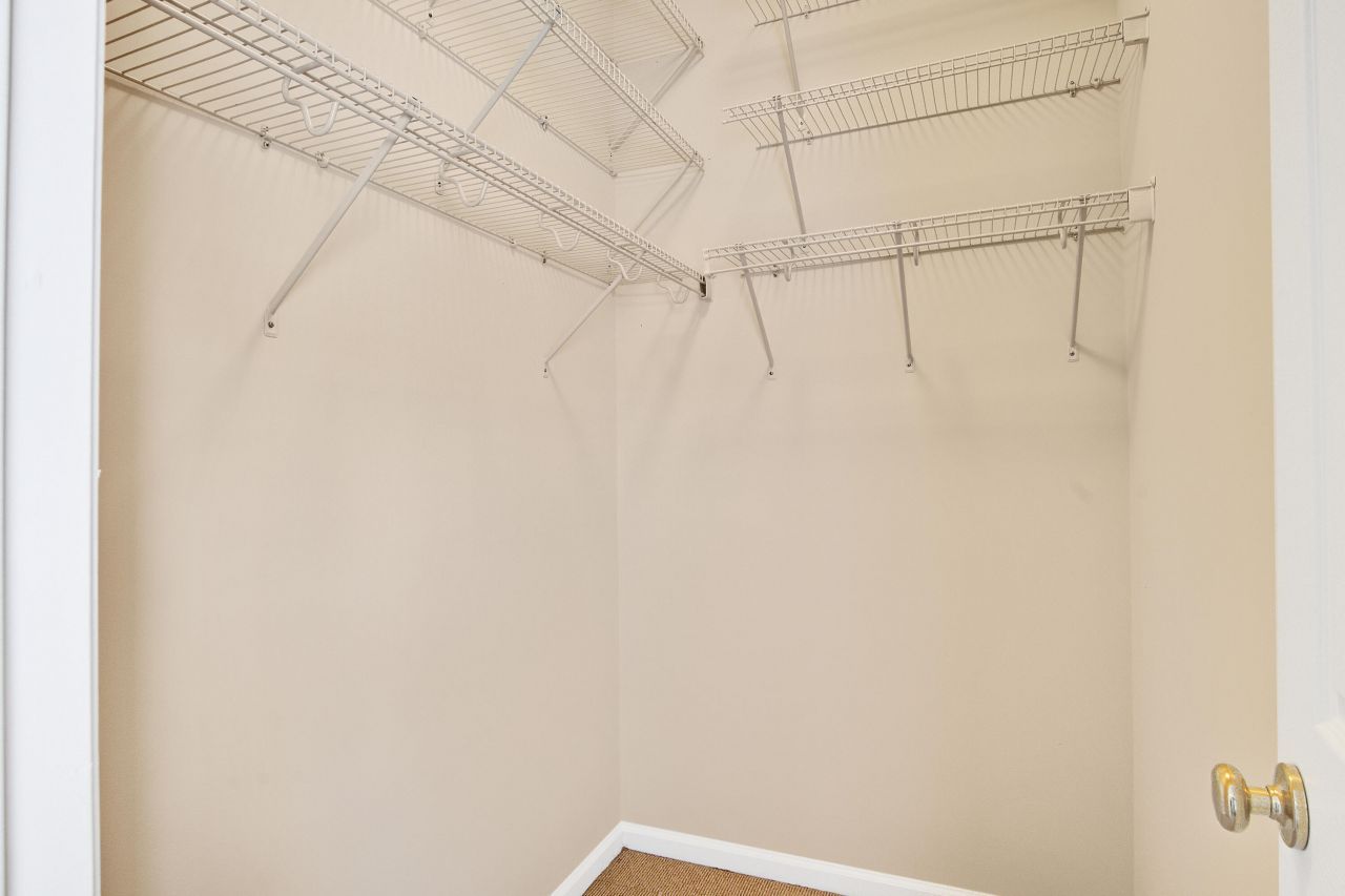 100 Cottage Path Lane Photo 29