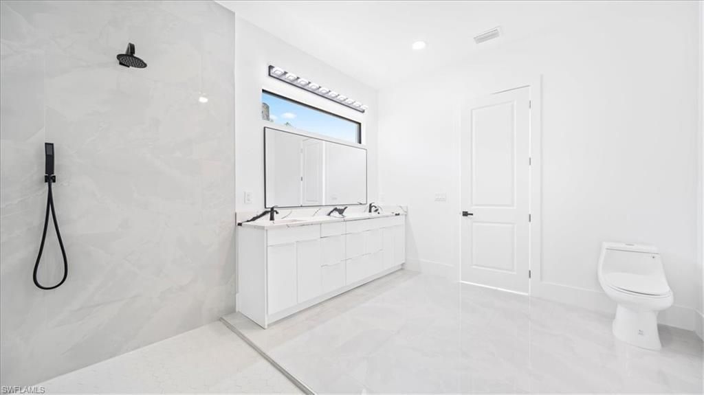 526 SE 4th St, Cape Coral, FL 33990 Photo