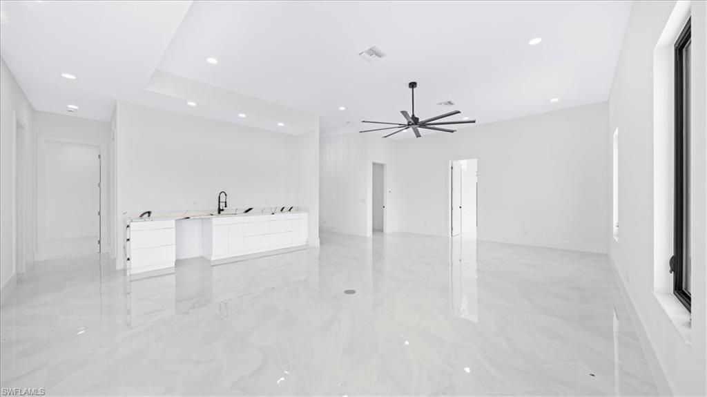 526 SE 4th St, Cape Coral, FL 33990 Photo