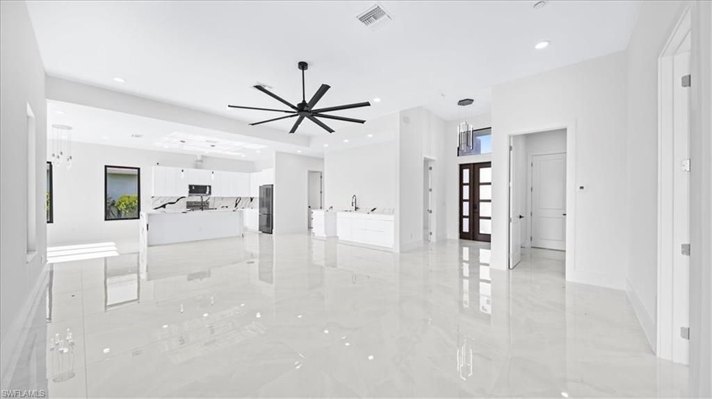 526 SE 4th St, Cape Coral, FL 33990 Photo