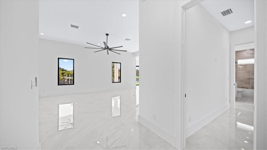 526 SE 4th St, Cape Coral, FL 33990 Photo