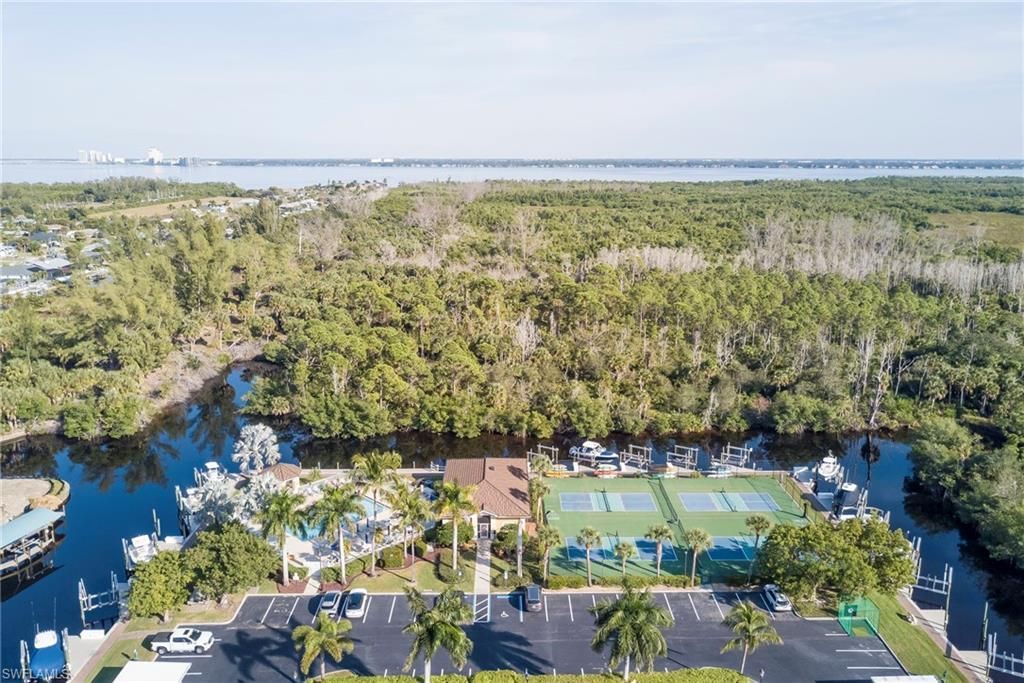 1785 Four Mile Cove Pkwy, Unit 322, Cape Coral, FL 33990 Photo