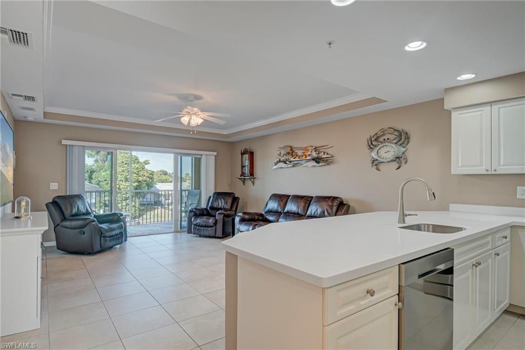 1785 Four Mile Cove Pkwy, Unit 322, Cape Coral, FL 33990 Photo