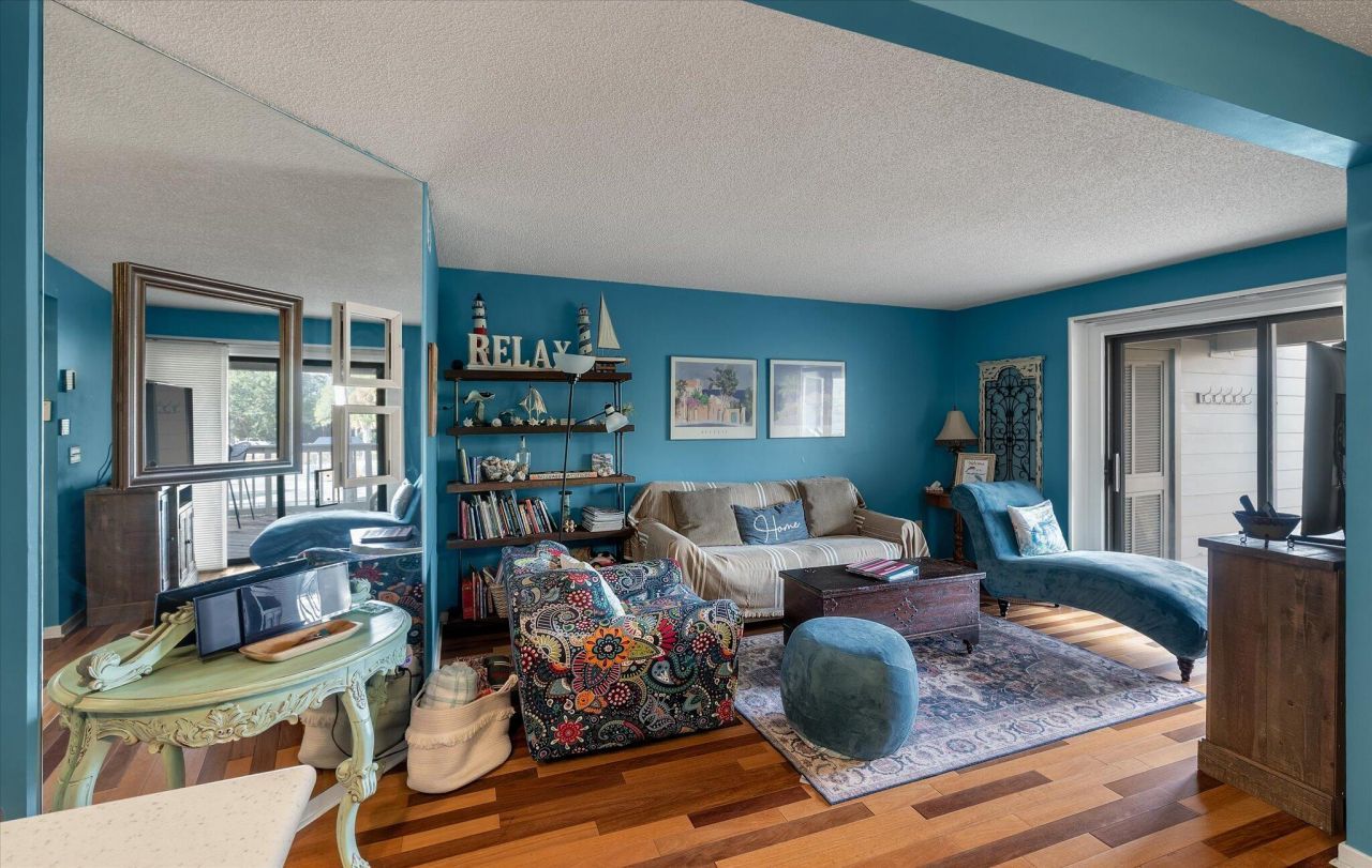 1619 Live Oak Park Photo 12