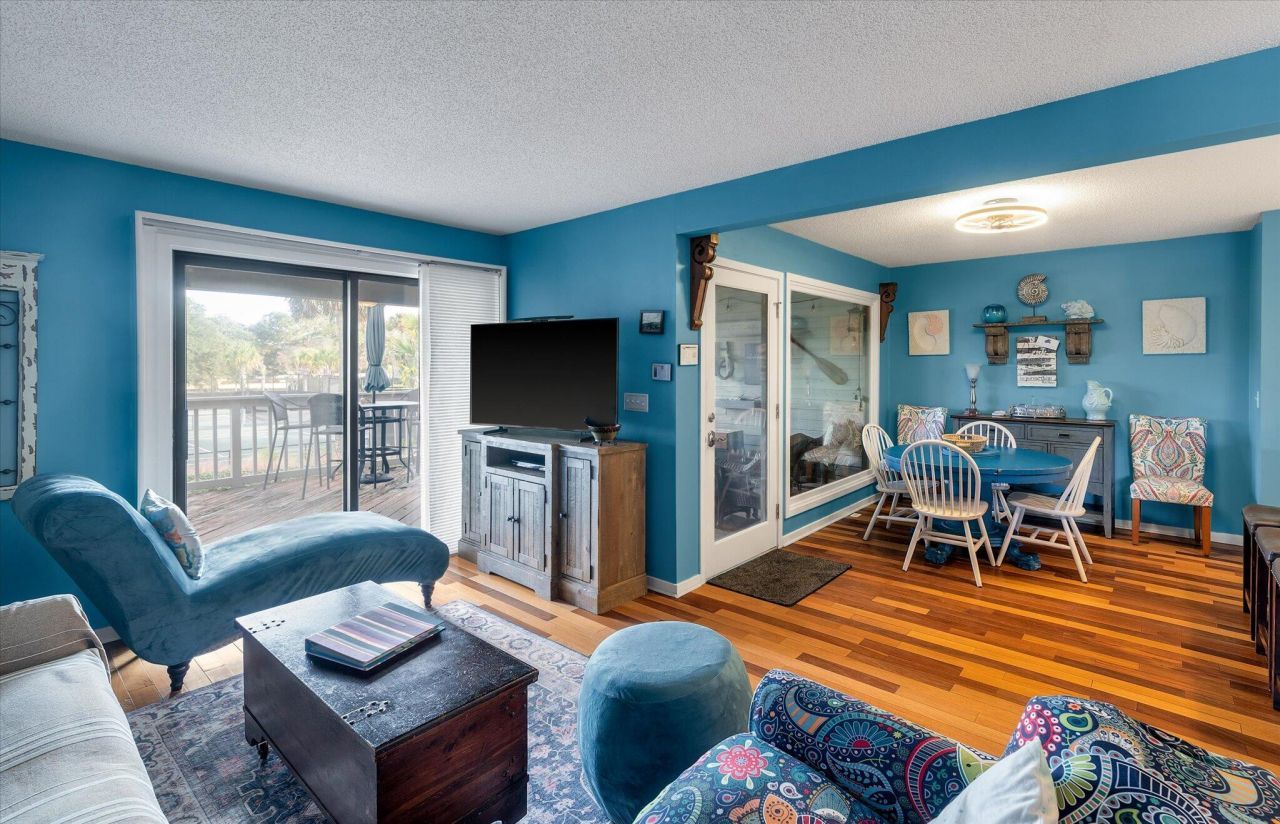 1619 Live Oak Park Photo 13