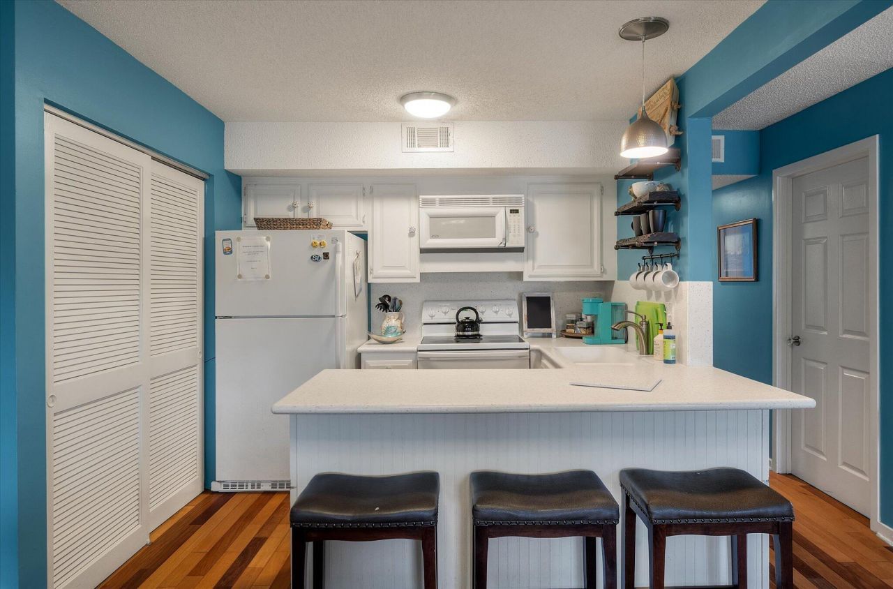 1619 Live Oak Park Photo 7