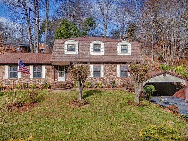 557 Valley Avenue, Erwin, TN 37650