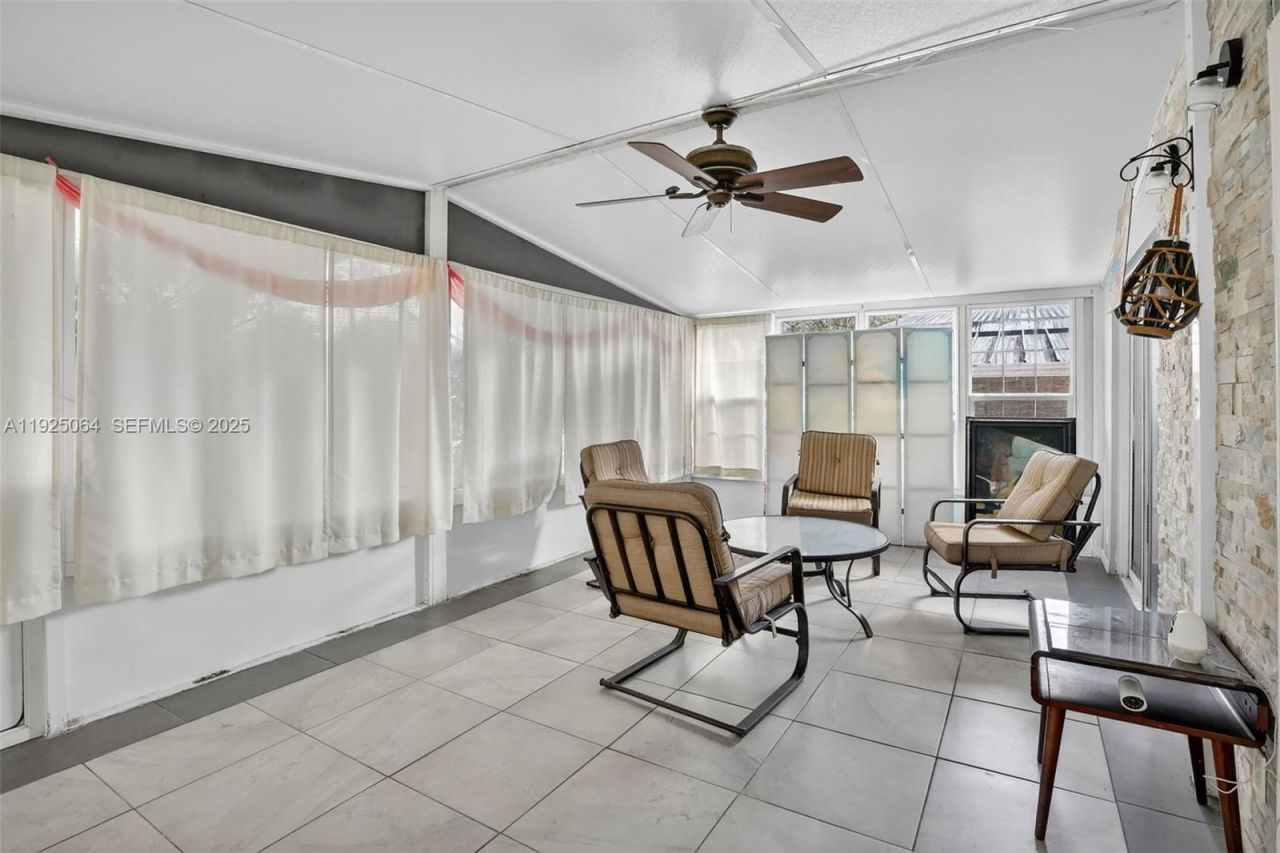 3024 SW 52nd St, Dania Beach, FL 33312 Photo