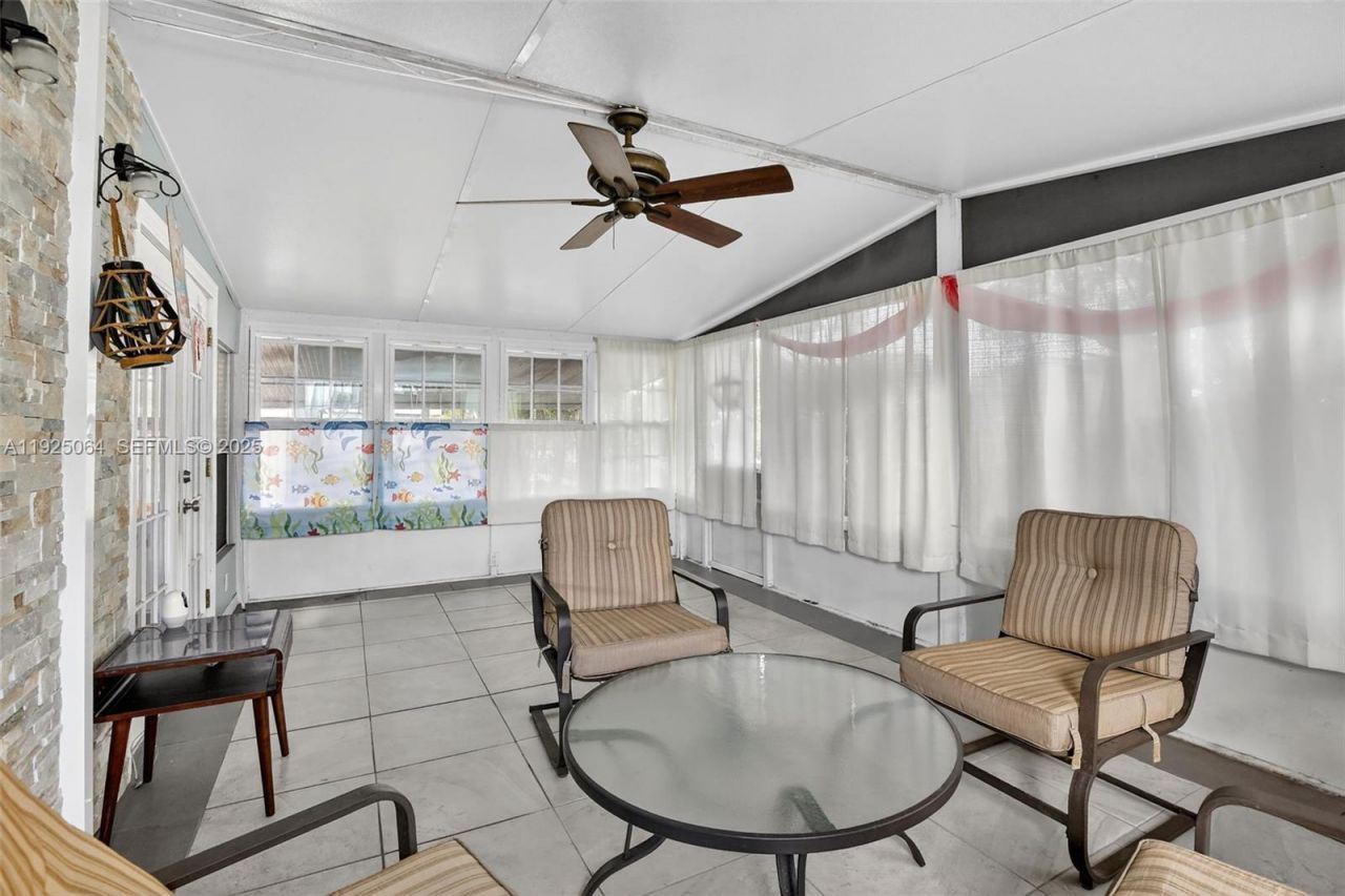 3024 SW 52nd St, Dania Beach, FL 33312 Photo