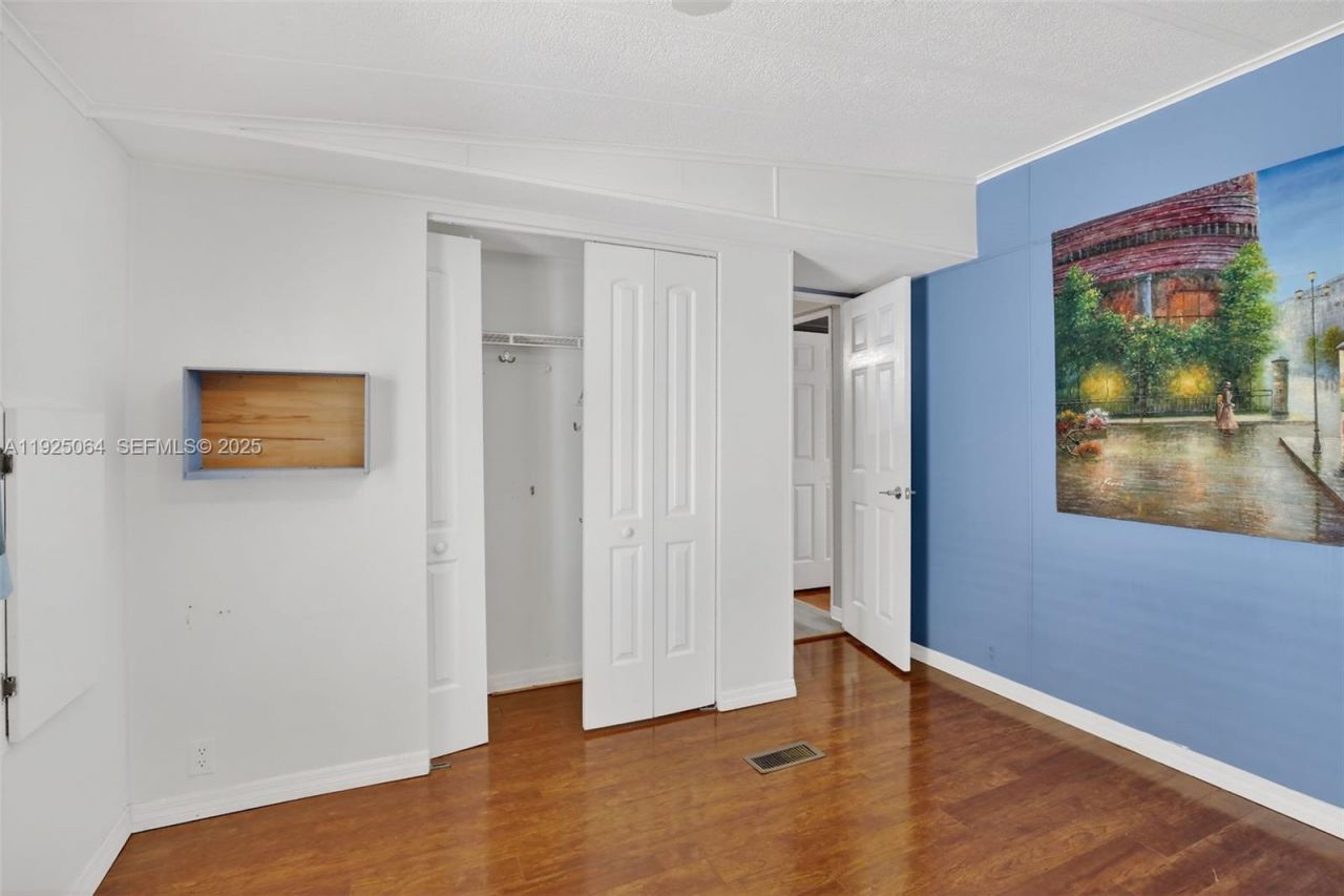 3024 SW 52nd St, Dania Beach, FL 33312 Photo