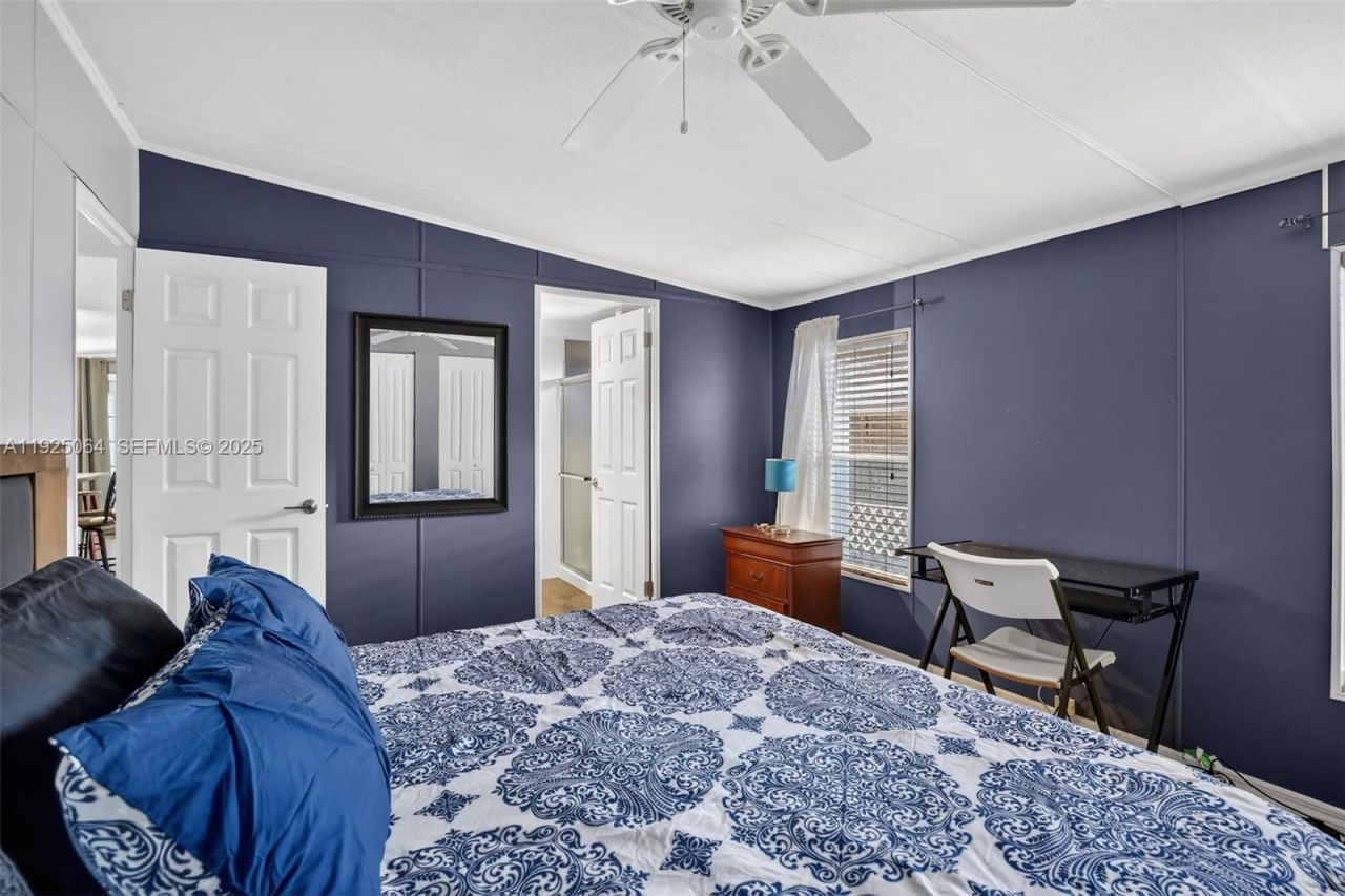 3024 SW 52nd St, Dania Beach, FL 33312 Photo