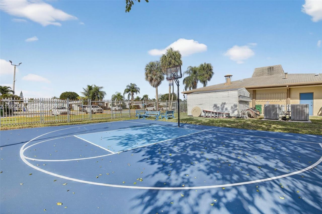 3024 SW 52nd St, Dania Beach, FL 33312 Photo