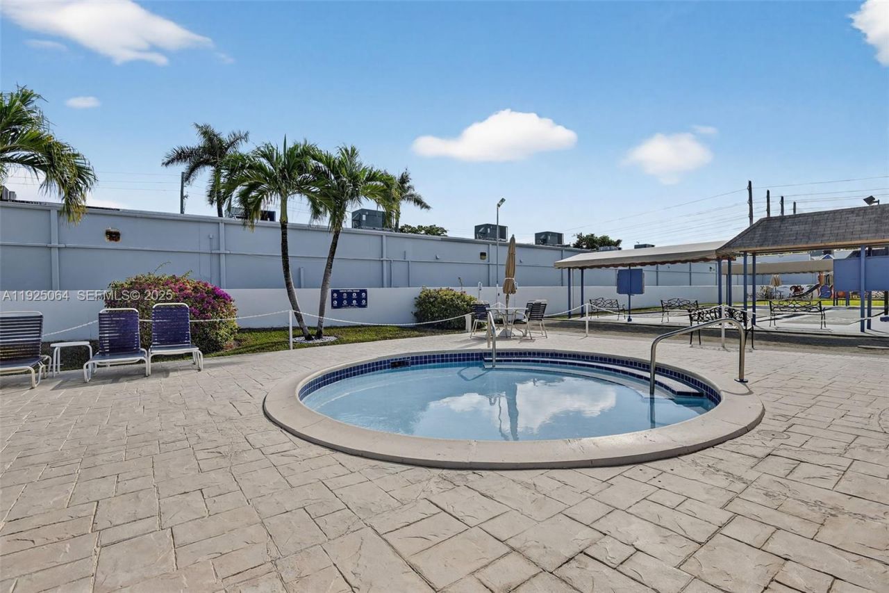 3024 SW 52nd St, Dania Beach, FL 33312 Photo