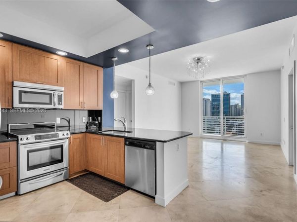 315 NE 3rd Ave, Unit 1805, Fort Lauderdale, FL 33301