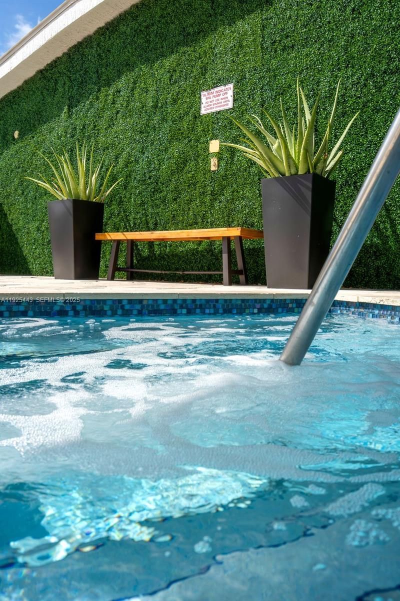 315 NE 3rd Ave, Unit 1805, Fort Lauderdale, FL 33301 Photo