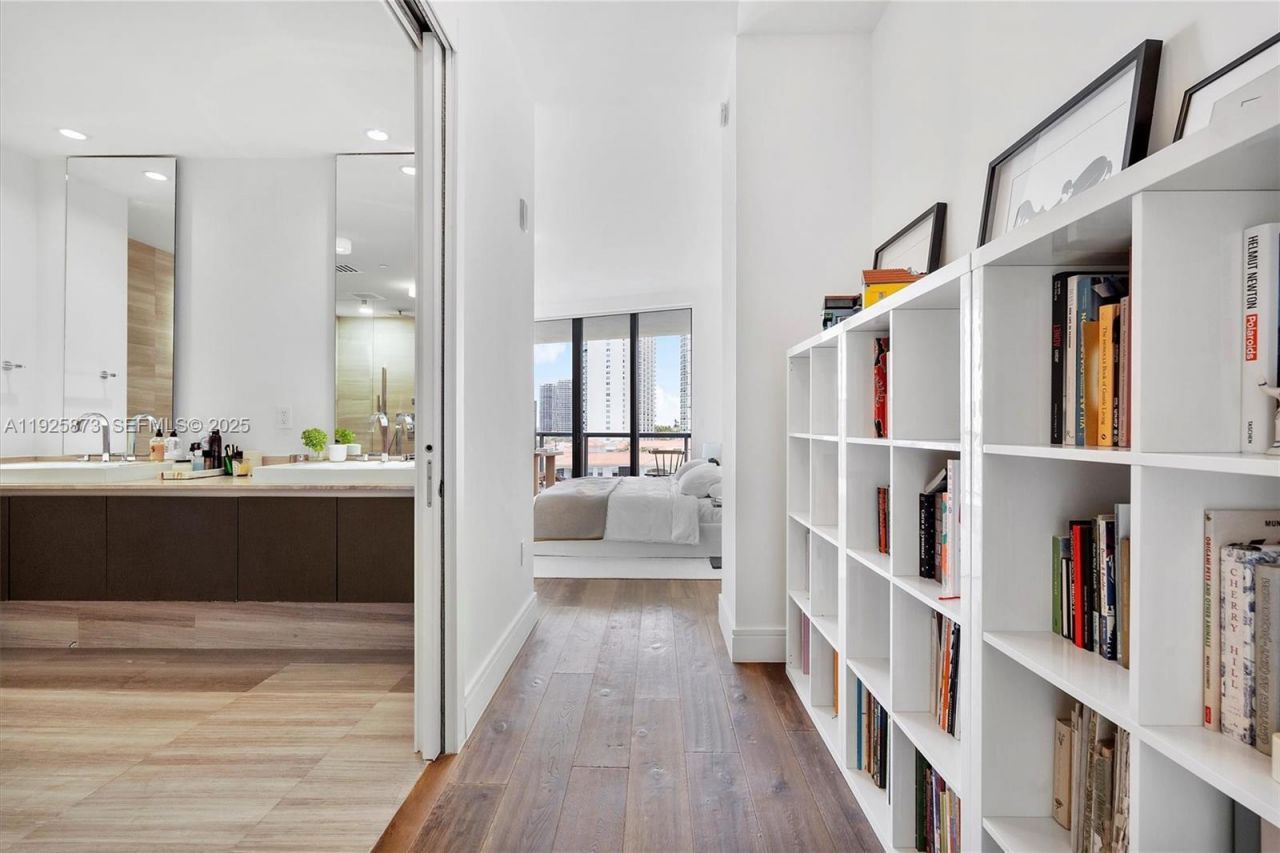 3250 NE 188th St, Unit 608, Aventura, FL 33180 Photo