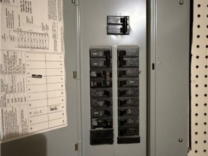 392 Earl Drive NW, Warren, OH 44483 Photo 18