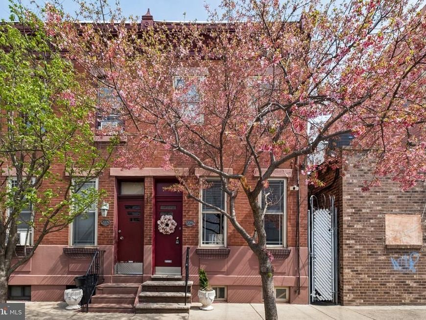 2041 S Bancroft Street, Philadelphia, PA 19145 Main Photo