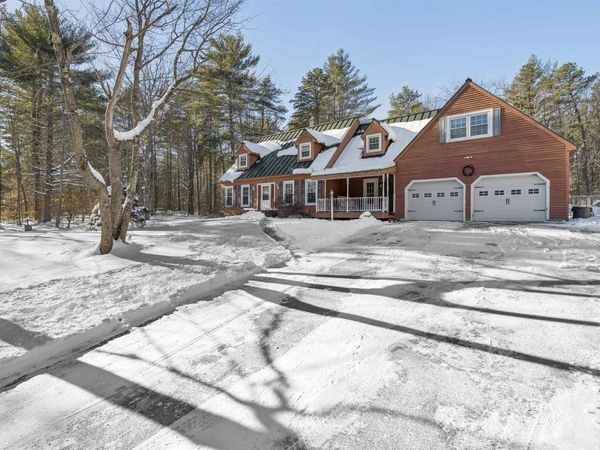 225 Pine River Path, Effingham, NH 03882
