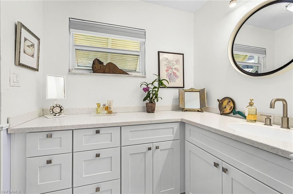 11860 Island Ave, Matlacha, FL 33993 Photo