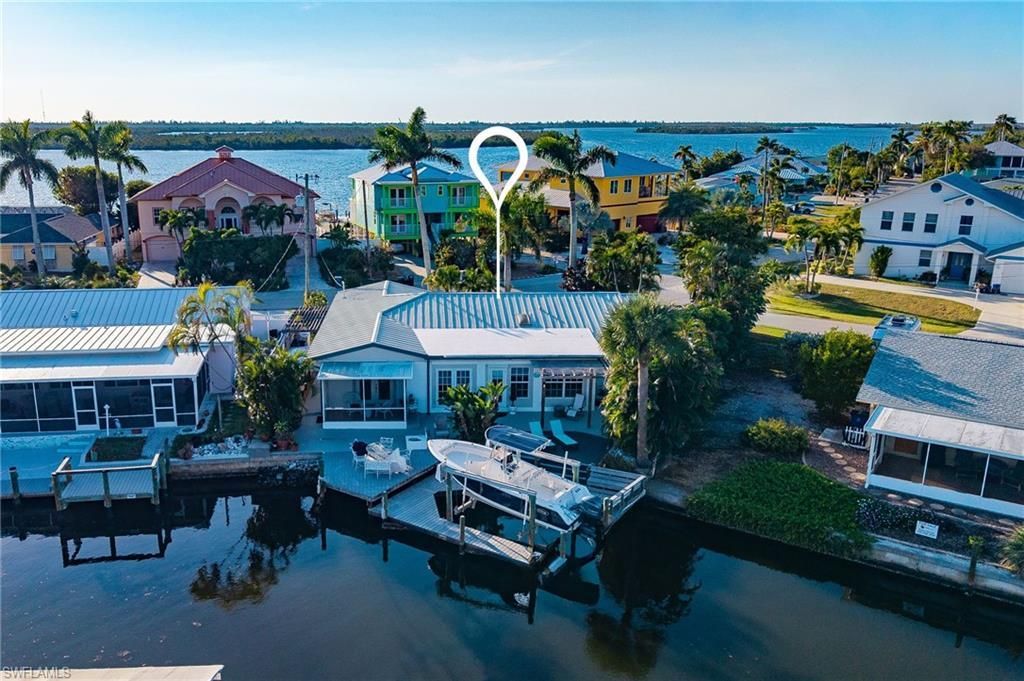 11860 Island Ave, Matlacha, FL 33993 Photo