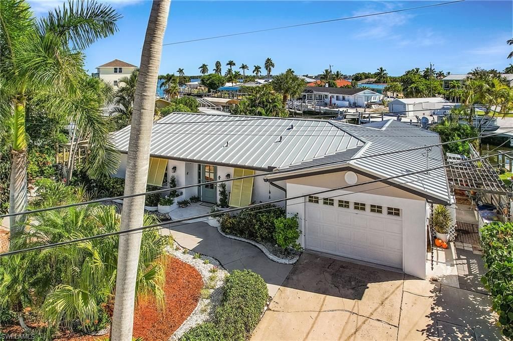 11860 Island Ave, Matlacha, FL 33993 Photo