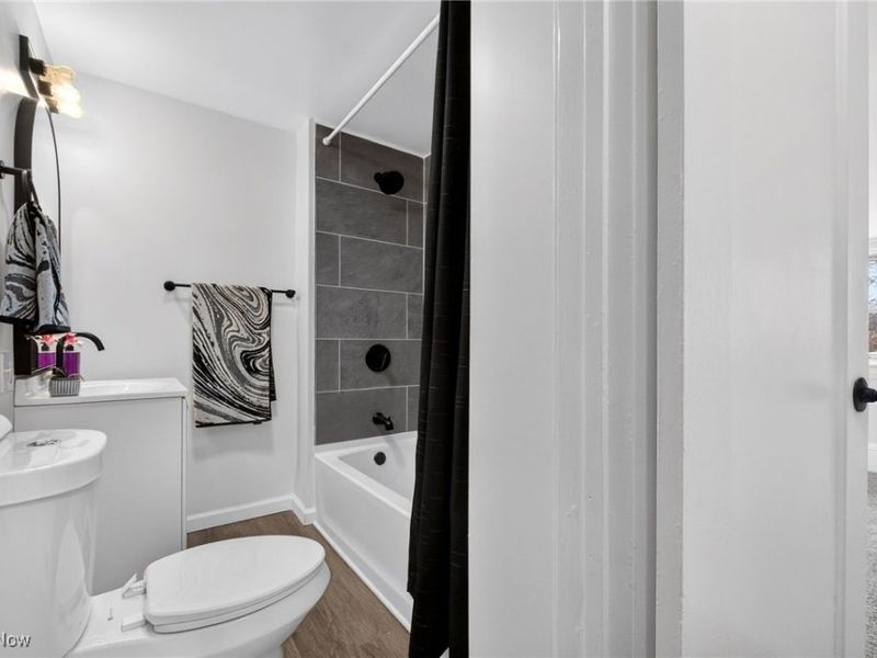 12319 Soika Avenue, Cleveland, OH 44120 Photo 28