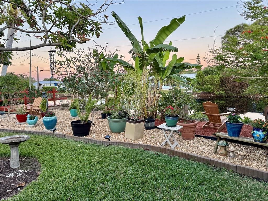 458 W Valley Dr, Bonita Springs, FL 34134 Photo