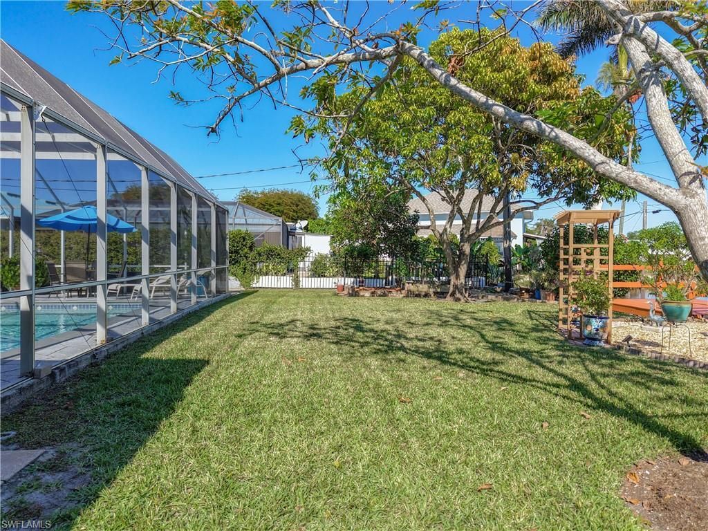 458 W Valley Dr, Bonita Springs, FL 34134 Photo