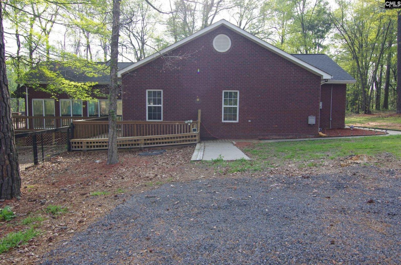 210 Hutto Hill Photo 37