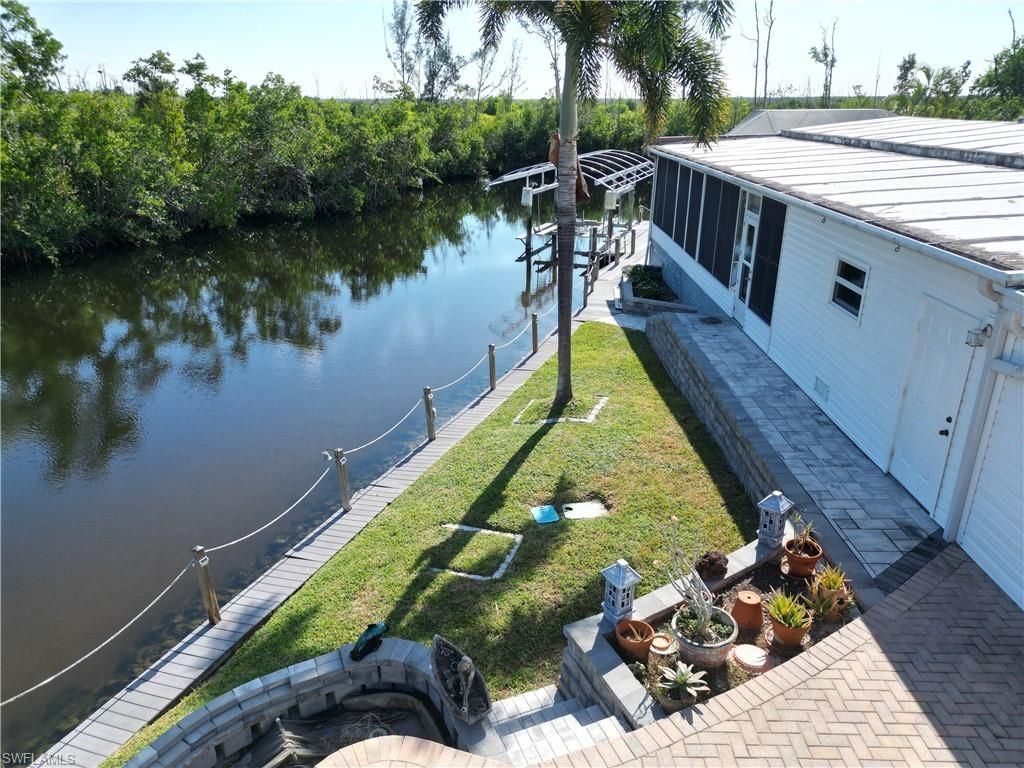 17941 Bryan Ct, Fort Myers Beach, FL 33931 Photo